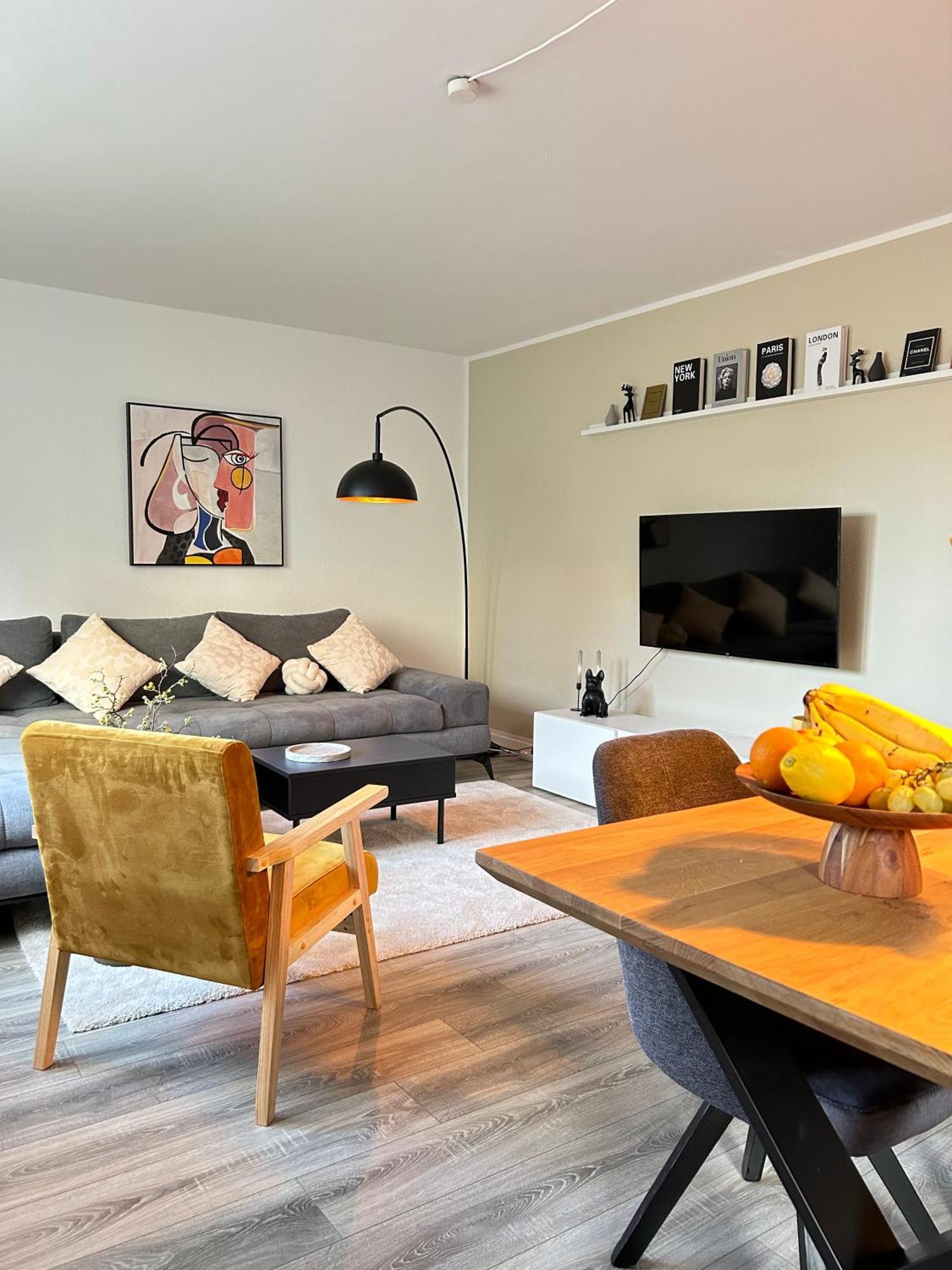 Modernes Designer-Apartment Fuer 7 Gaeste - 80Qm In Zentraler Lage, Self-Check-In Карлсруе Екстер'єр фото